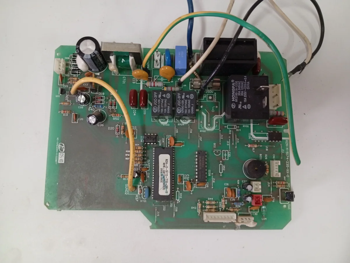 Imagem de FAC18410CH-1/RZA-4-5174-235-XX-0